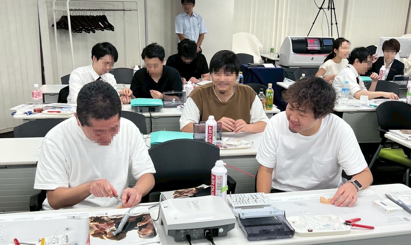 インプラントの実技講習会へ💁🏻