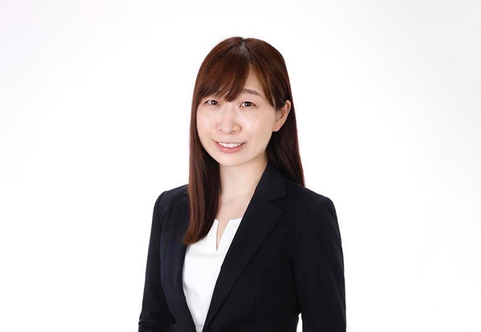 歯科医師 篠塚有希